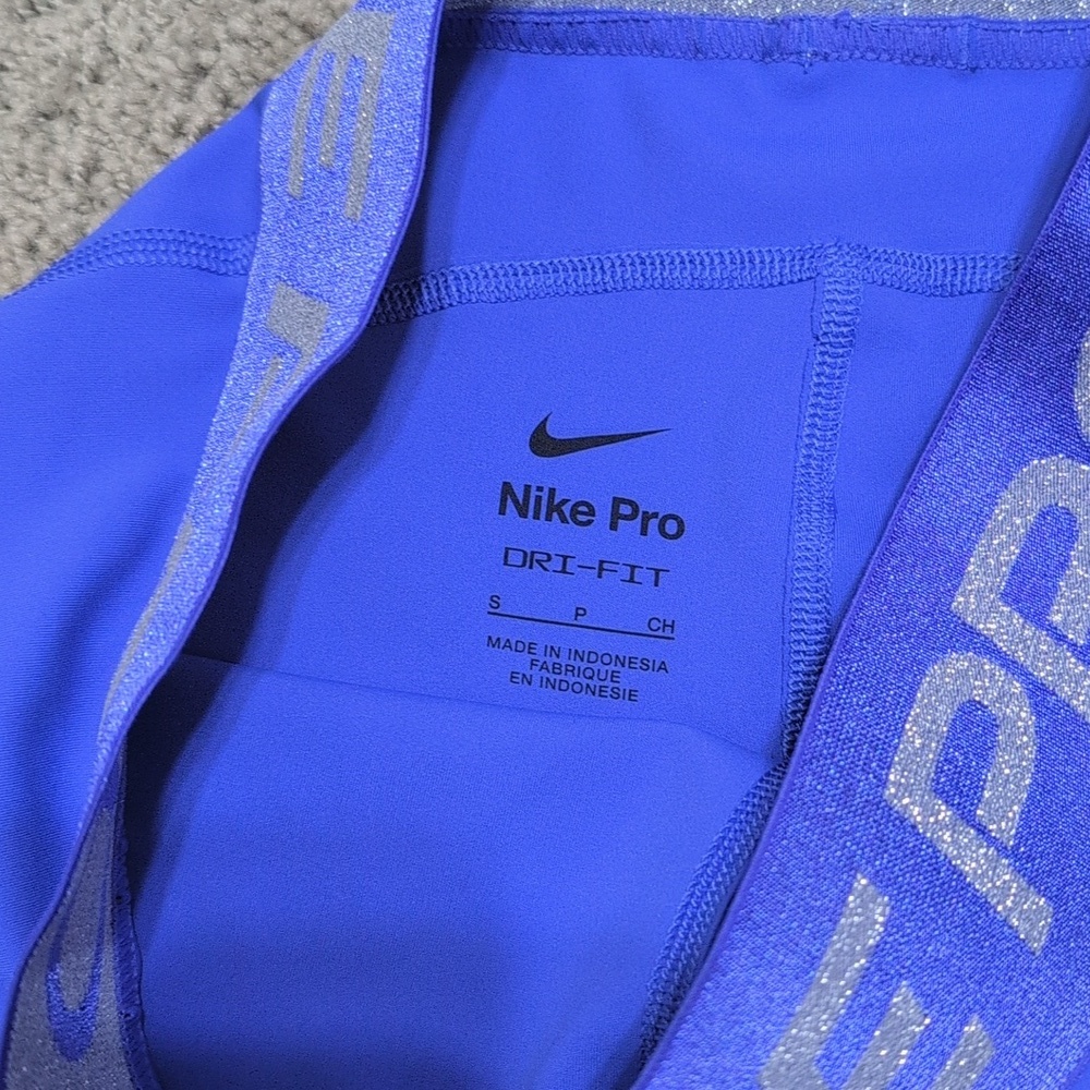 Nike Pro Mid Rise Shine Sports Bra And Shorts Set XS Top Small Bottoms - Picture 6 of 13